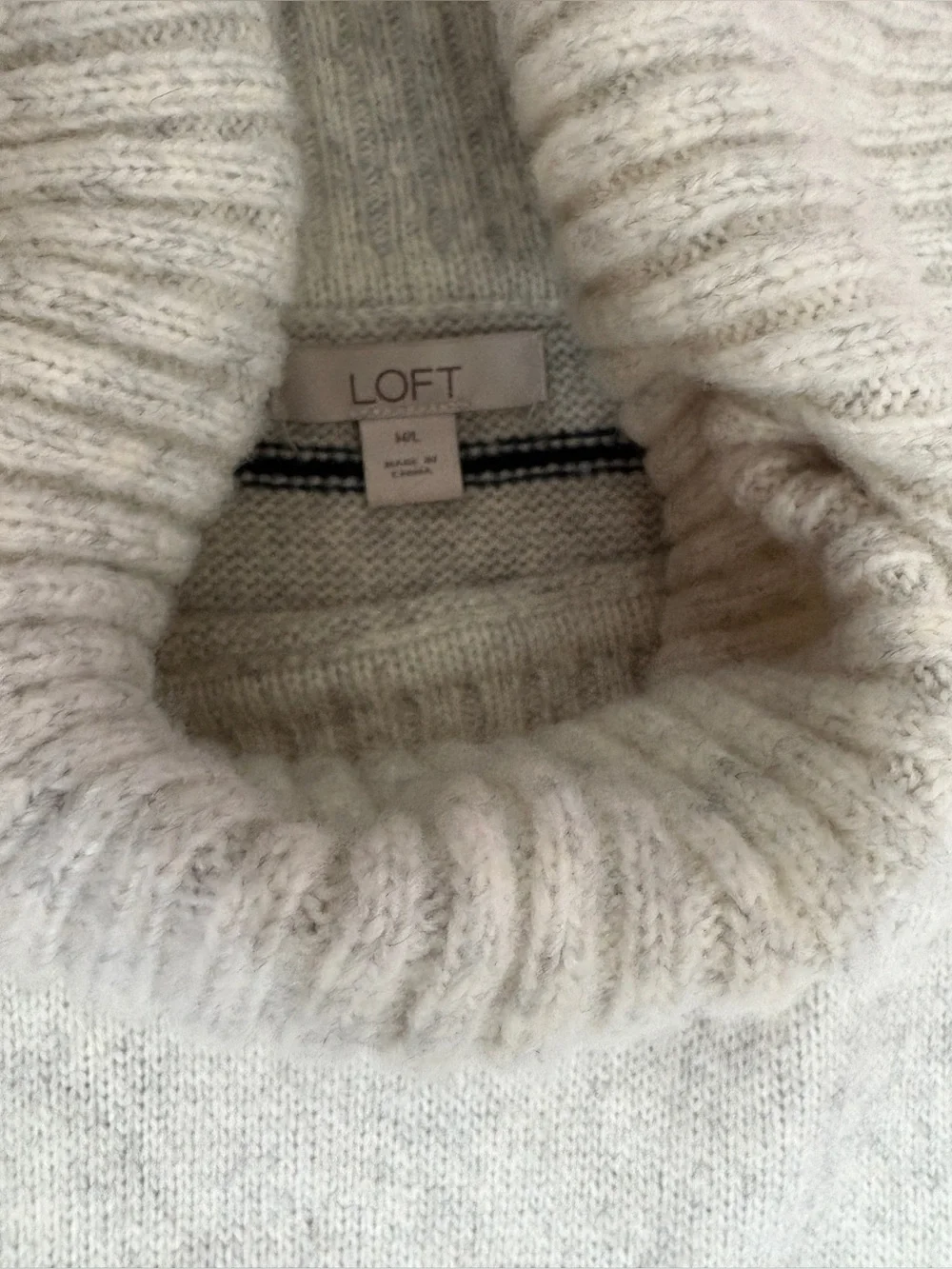 Turtleneck Stripe Knit Sweater Poncho Vest in Light Gray Size Medium Large M/L